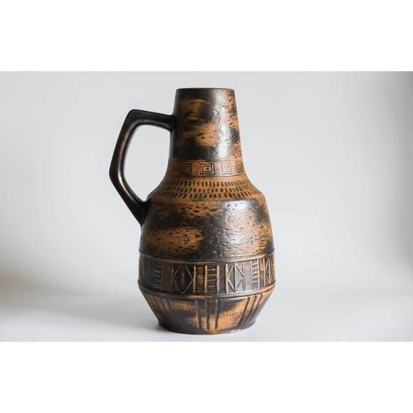 Large Brown Brutalist Terra Cotta Vase in Excellent Condition 14" High - Picture 3 of 10